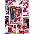 Steve Yzerman 25-card set with 2-piece acrylic case