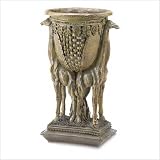 Giraffe Garden Planter by Tom & Co.