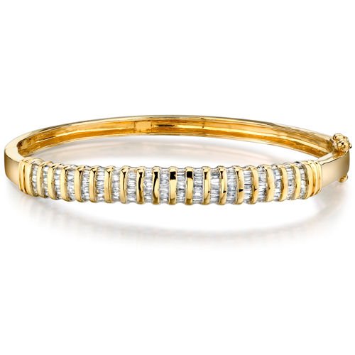 14 Karat Yellow Gold 1.11 carats total weight Baguette Diamond Bangle Bracelet G color VS Clarity