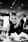 Audrey Hepburn Art Poster Print, 24x32