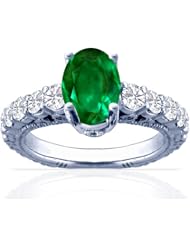 18K White Gold Oval Cut Emerald Ring With Sidestones