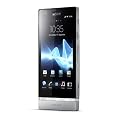Sony Xperia P - Smartphone libre Android (pantalla t�ctil de 4,0" 540 x 960, c�mara 8 Mp, 16 GB de capacidad, 2 procesadores de 1 GHz, 1 GB de RAM, S.O. Android 2.3) color plata [importado]