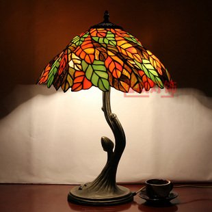 16 Inch Tiffany style Leaf painting finish Stained Glass Table Lamp