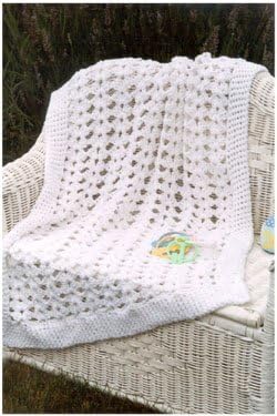 "Shell Flower" Baby Blanket Crochet Kit in Fantasy Naturale yarn - IVORY