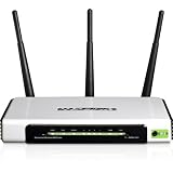 TP-Link TL-WR941ND WLAN-Router (Wireless-N-Standard, bis zu 300 Mbps �bertragungsgeschwindigkeit, inkl. 3 abnehmbarer Antennen (omnidirektional), 4 10/100Mbps-LAN-Ports, UPnP, DDNS, Statisches Routing und VPN-Passthrough, QSS)von "TP-Link"