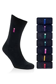 7 Pairs of Cotton Rich Freshfeet Socks with Silver Technology