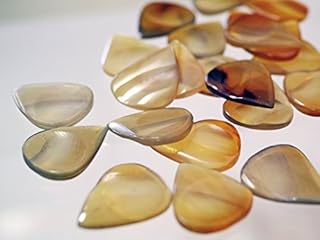 NINEVOLT PEDALS Wild Picks Cow Horn Jazz Pick Double Dent Blond　ジャズタイプ 3.5mm　右利き用 【先行販売特別価格】 CHR-JP-DD-BL
