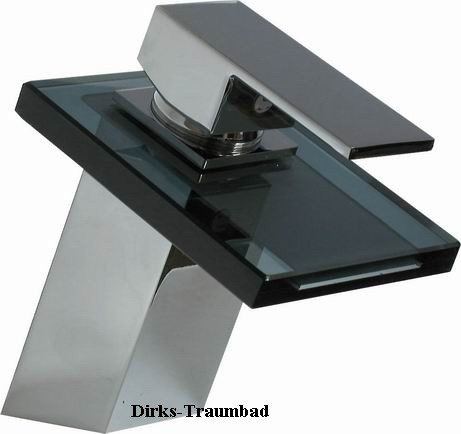 Elegante Wasserfall Armatur mit schwarzem Glas Angebote