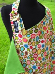 100% Cotton Chic Reversible Nursing Cover - Jelly Bean