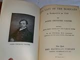The Last of the Mohicans , a Narrative of 1757 (Macmillan pocket books)