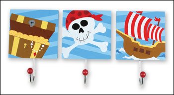 PIRATE WALL ART W HOOKS