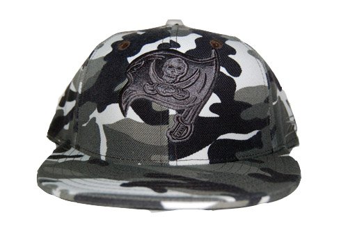 New Reebok Tampa Bay Buccaneers Fitted NFL Hat - Grey Camo, 7 3/8