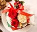 翌日配達お花屋さん　【送料無料】　クリスマスギフト☆人気の和心屋さんのハートカップがお手頃値段のクリスマス限定セットで登場です。箱を開けるとシナモンの心地よい香りと、カップの中のクリスマス色豊かなプリザが可愛らしい『クリスマスｉｎハートカップ』でAmazonアフィリエイトツール