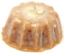 Small Almond Coffee Cake Candle