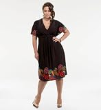 Kiyonna Plus Size Gabby Dress with Pockets in Floral Carnival Print