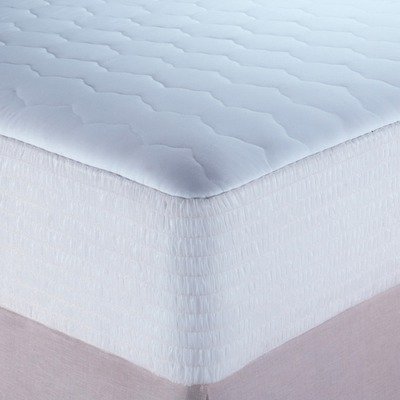 Ultra Comfort Mattress Pad Size: Queen