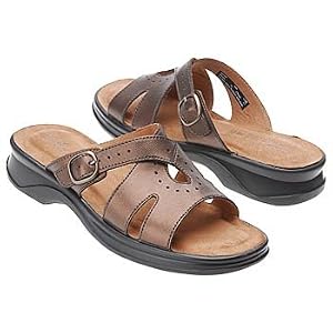 Buy Clarks England Ladies Sunpedro (Bronze 8.0 M) by Clarks