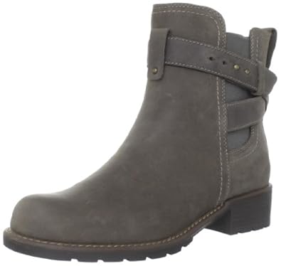 clarks purity snow black suede