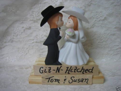 Western cake topper Git N Hitched Sign Redneck Wedding