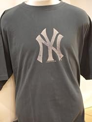 New York Yankees - Garment Washed Baseball T-Shirt