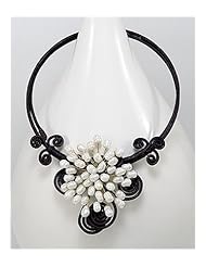 Cotton Waxed Thread Fresh Water Pearls Necklace In Brass