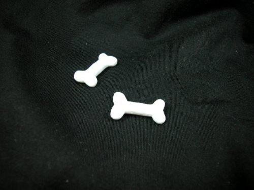 Dollhouse Miniature 1:12 Scale 0.4" x 1" 2 pcs Bones for Dog Puppy #Z680