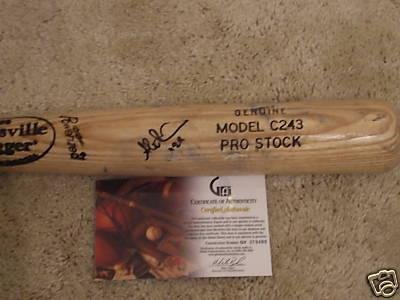 Alex Romero Autographed Bat - Autogra GAI - Autographed MLB Bats