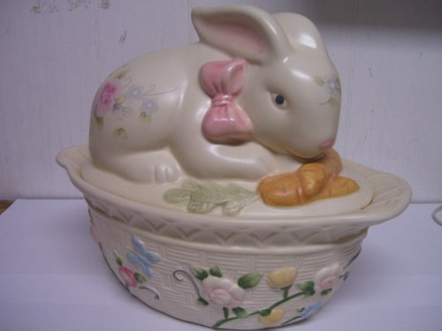 Pfaltzgraff Tea Rose Bunny Casserole Dish