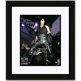 Buy Alice Cooper Autographed Hand Signed Concert 8x10 Photo - Custom Framed