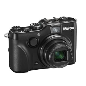 Nikon Coolpix P7100 Digitalkamera (10 Megapixel, 7-fach Weitwinkelzoom, 7,5 cm (3 Zoll) Display, bildstabilisiert) schwarz Nikon Coolpix P7100 Digitalkamera (10 Megapixel, 7-fach Weitwinkelzoom, 7,5 cm (3 Zoll) Display, bildstabilisiert) schwarz