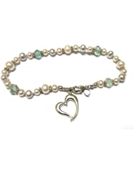White and Silver color freshwater pearl, green flourite stones sterling silver heart charm 7.5" bracelet.