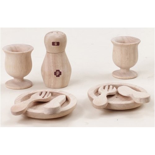 Childrens Toyshop  Toys : Wonderworld - Wooden Plates and Cutlery Set