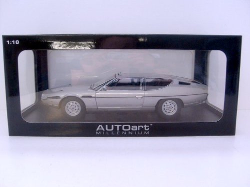 AUTO ART 1/18 74501 LAMBORGHINI ESPADA - SILVER 