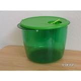 Click here to buy Tupperware 3 QT Rock N Serve. Mega Deep. Green by Tupperware.