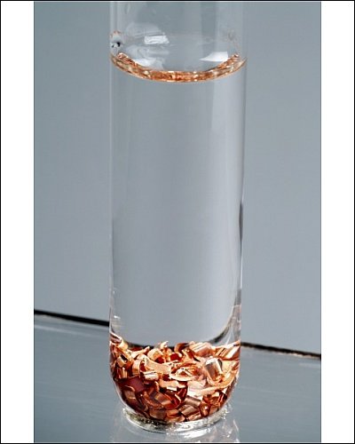 Photographic Prints of Copper in hydrochloric acid from Science Photo Library