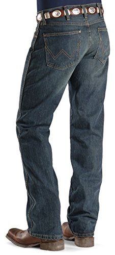 Wrangler Men's Retro Slim Fit Boot Cut Jean, Blue, 38x36