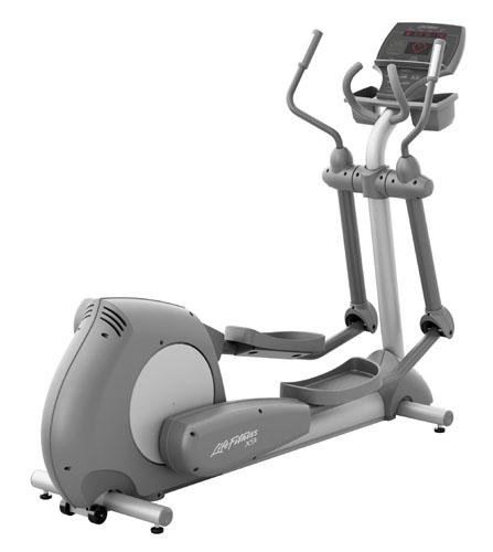 Life Fitness CSX Club Series Crosstrainer