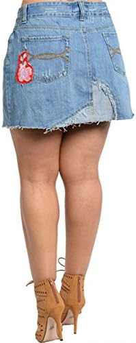 Plus Size Denim Floral Applique Patchwork Accent Cutoff Mini Skirt (XL)