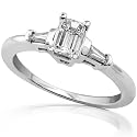1/2 ctw Emerald & Baguette Cut Diamond Engagement Ring in 14kt White Gold