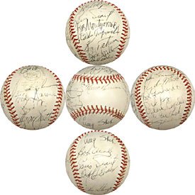 Boston Red Sox Autographed / Signed Baseball
