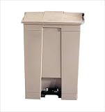 12 Gallon Rubbermaid Plastic Step On Trash Can - Beige