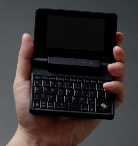 Cover image : iriver フルカラーLCDコンパクト電子辞書 D5 2GB ブラック 33コンテンツ/TOEIC/マルチメディア機能/FMラジオ/Outlookリンク対応電子手帳機能搭載 D5-2GB-BLK