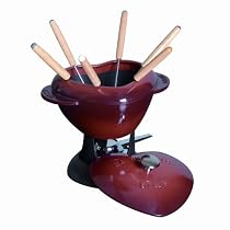 The Heart of Staub Fondue Setwith Lid, Red