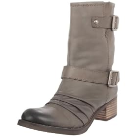 mens black elephant boots Arturo Chiang Womens Sloane Boot