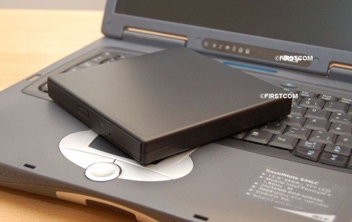 LG GSA T20L DVD±RW/DL/DVD-RAM Brenner Laufwerk Lightscribe Slim Extern USB 2.0