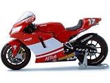 Review Minichamps  / Diecast Model Ducati Desmosedici (Troy Bayliss - 2004) (1:12 scale by Minichamps) in Red