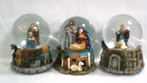 Idea Natale: palla sfera ad acqua con carillon natalizio e Natività all'interno, 3 assortimenti.Misure 10x9,5cm