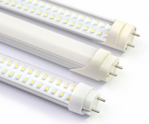 LED Leuchtstoffröhre 150 cm warmweiss