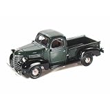 1941 Plymouth Truck 1 24 Green by Collectable Diecast