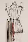 Schmuckb�ste aus Metall zum h�ngen Sc...